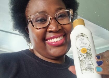 Samu with Oriflame south Africa product